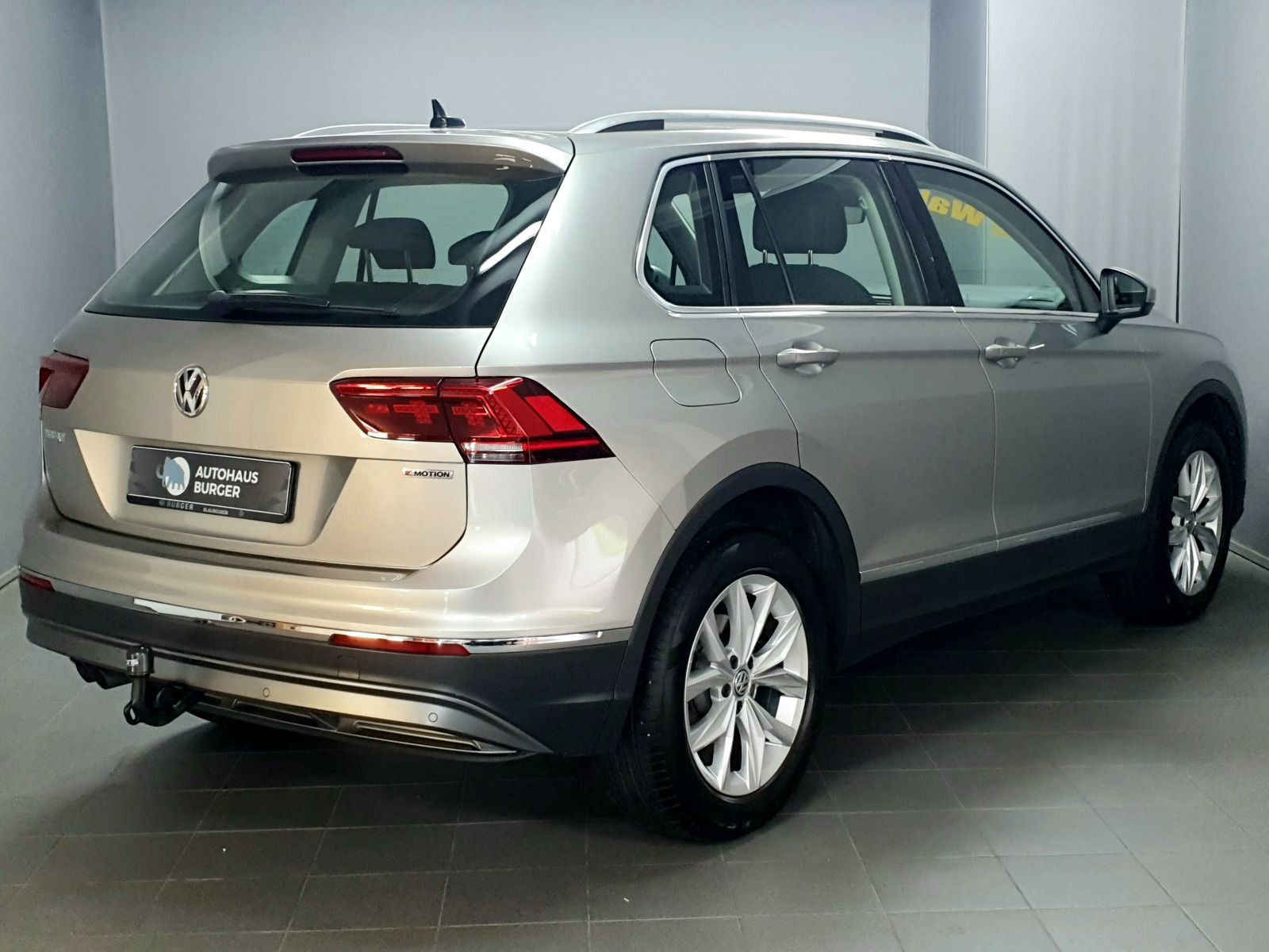 Volkswagen Tiguan 2.0TDI DSG 4mot Highline 2te Wahl AHK ACC foto 5