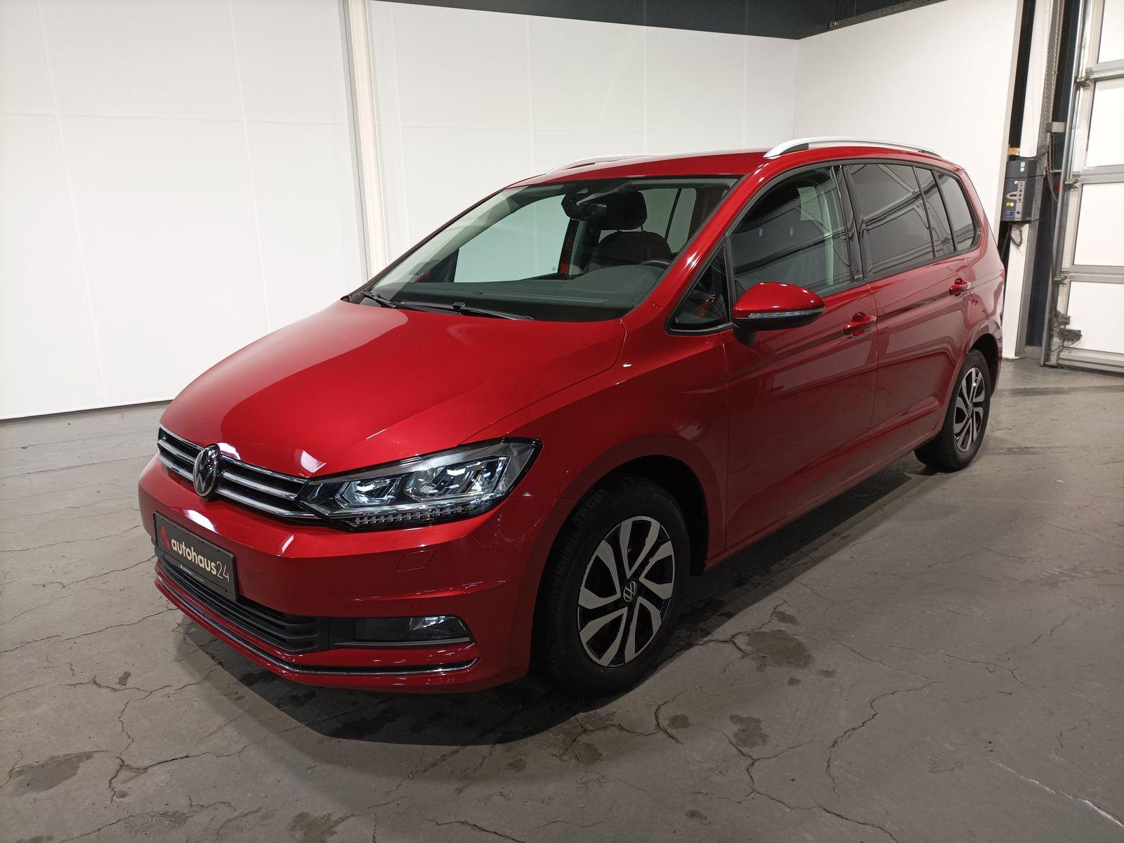 Volkswagen Touran 1.5 TSI Active LED|Navi|ParkPiloty|Sitzhz