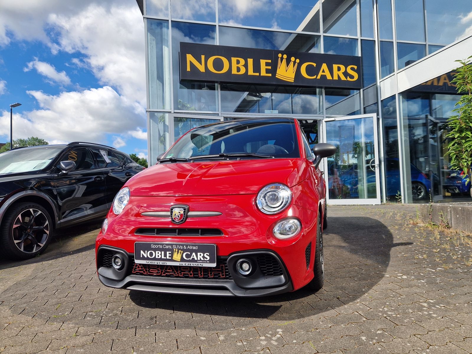Fahrzeugabbildung Abarth 695C Beats Soundsystem NAVI ALU