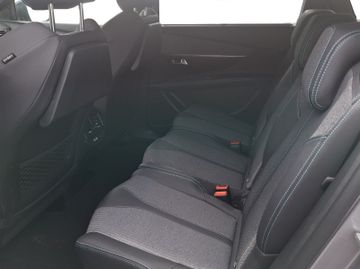 Peugeot 5008 Allure Pack 1.2 136 Kam.+KeyLess+LED+Navi