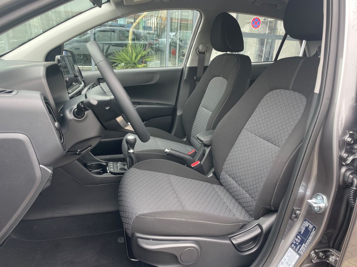 Fahrzeugabbildung Kia Picanto Vision Kamera PDC DAB Navi Verkehrszeich