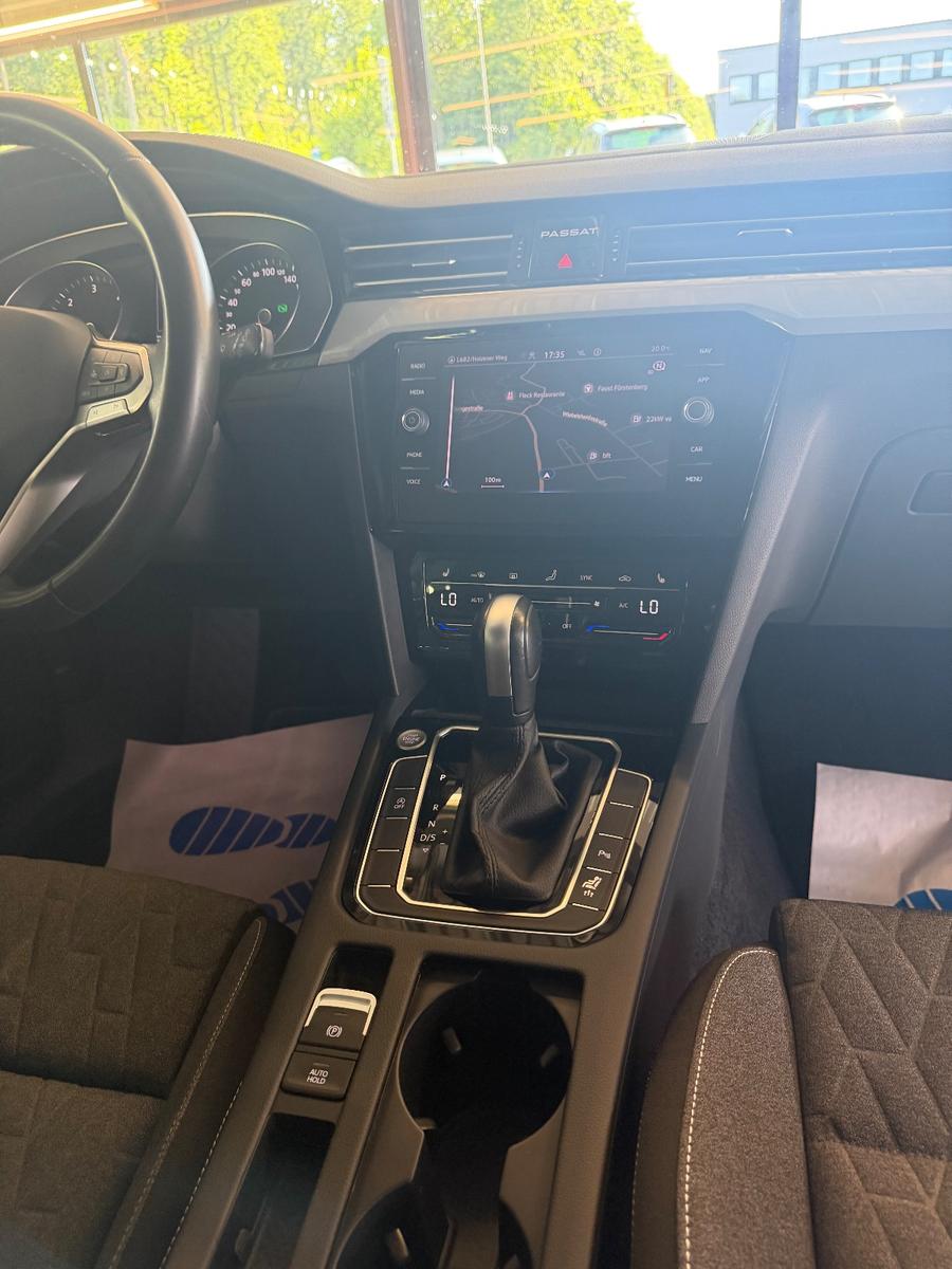 Volkswagen Passat Business*Led*Ahk*Navi*, миниатюра 25