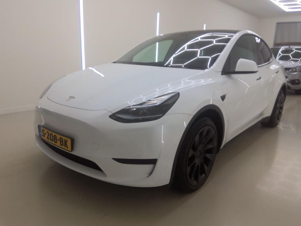 Image of Tesla Model Y