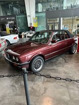 BMW 325i Cabrio, Oldtimer 