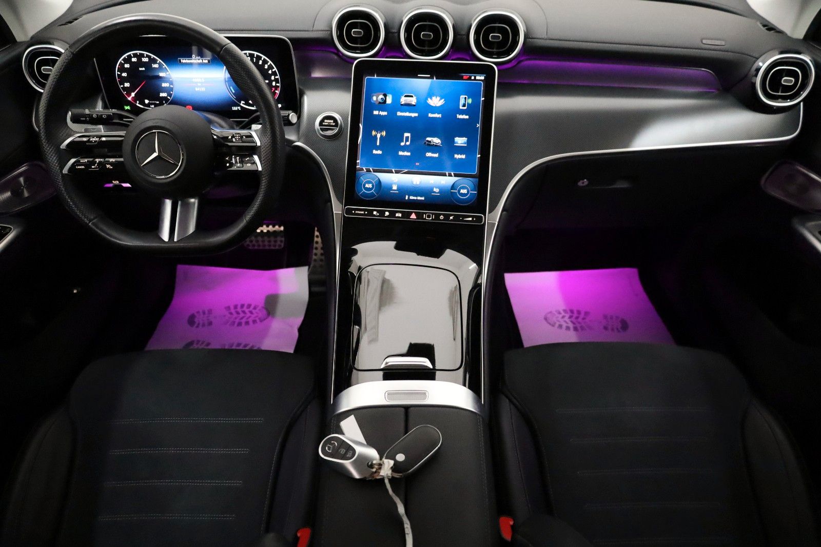 Fahrzeugabbildung Mercedes-Benz GLC 300 e 4M, AMG line, SH,Navi,Kamera,ACC, +WR