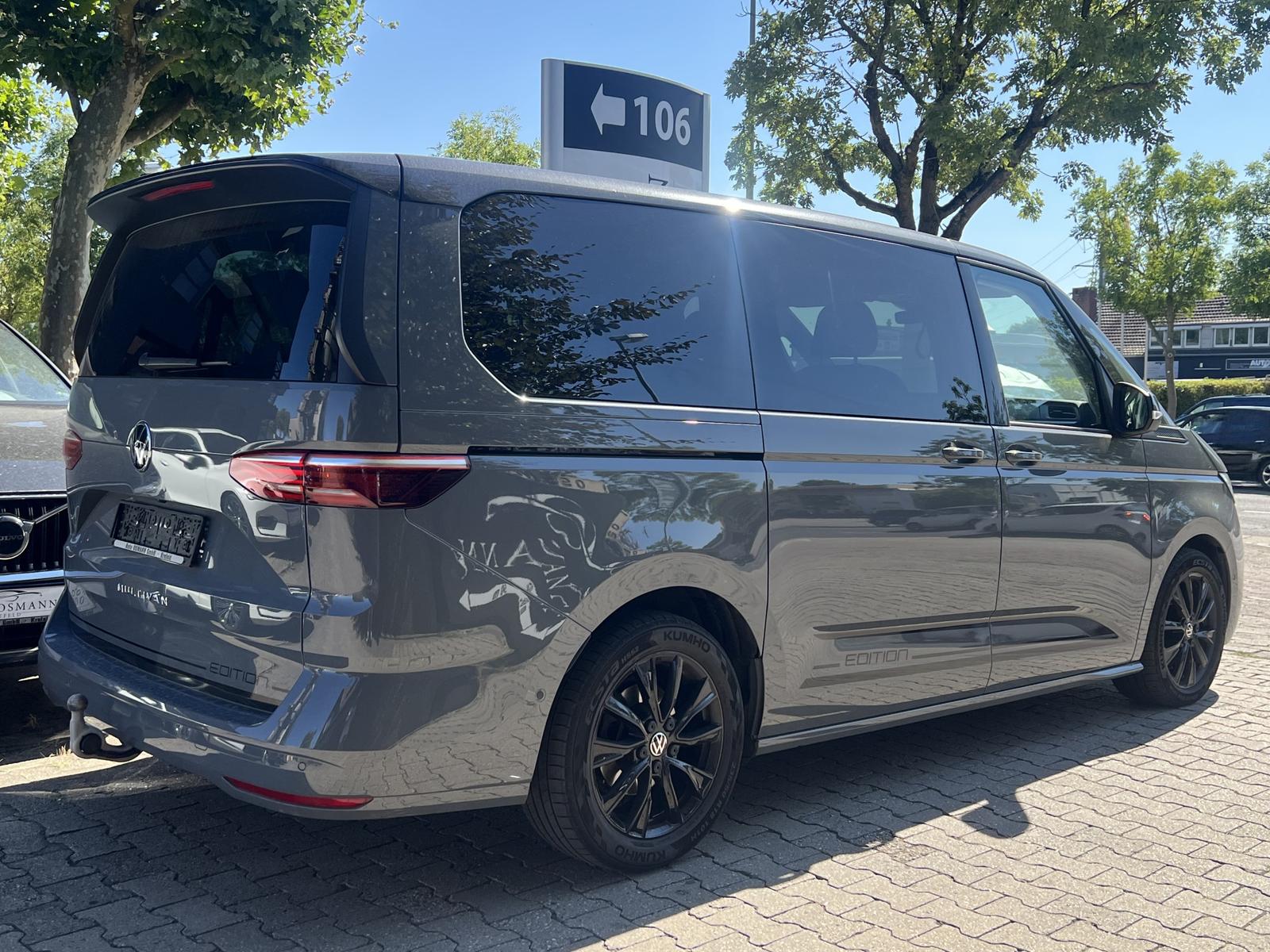 Volkswagen T7 Multivan 2.0 TDI SCR LÜ Life | 6-Sitzer | AHK