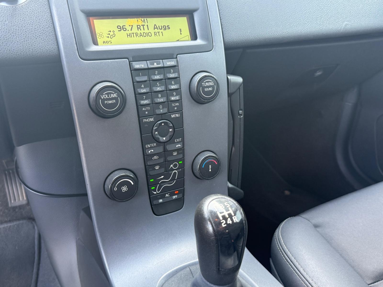 Car Image 23