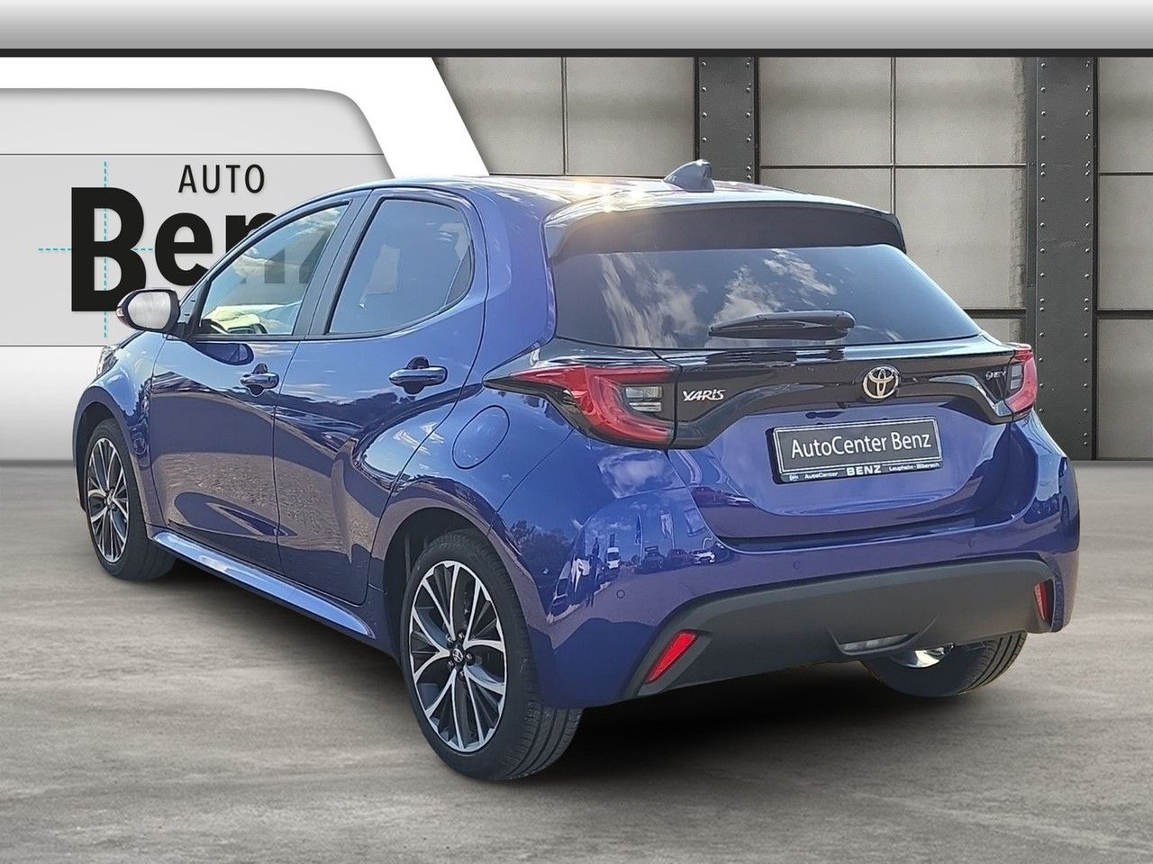 Toyota YARIS 1.5 HYBRID TEAMPLAYER KLIMA*SHZ*KAM*CARPL* imagem 3