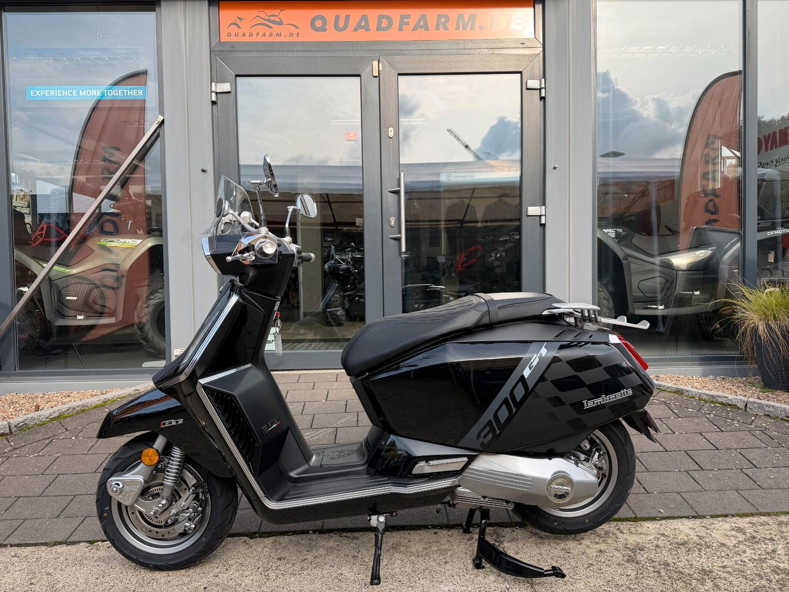 Lambretta X300 GT Schwarz