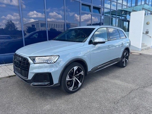 Image of Audi Q7