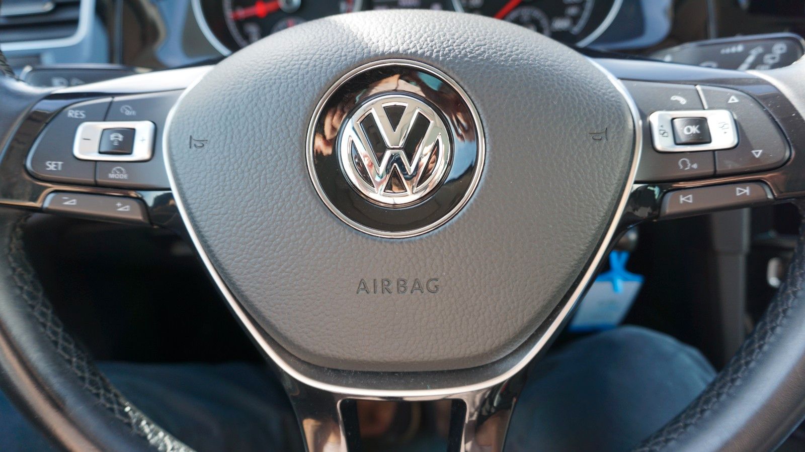 Fahrzeugabbildung Volkswagen Golf VII Variant Sound Panorama,ACC,AppleCarPlay