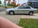 Kia Magentis 2.5 V6 EX Automatik EX - Oldtimer: mit Navigationssystem