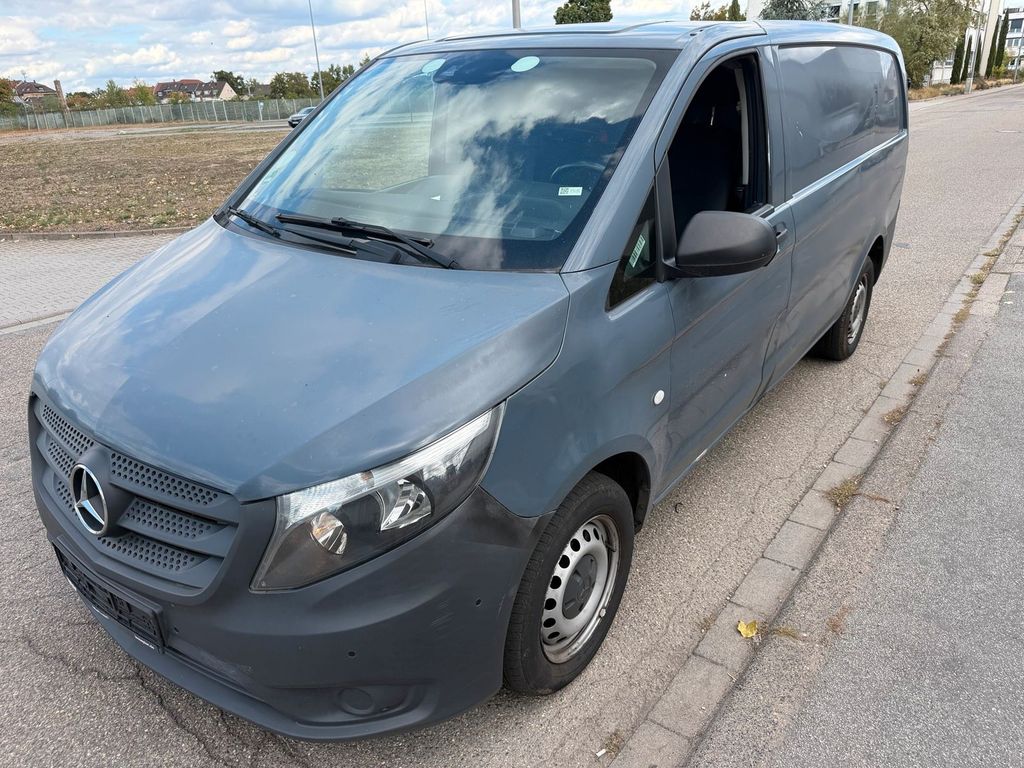Image of Mercedes-Benz Vito