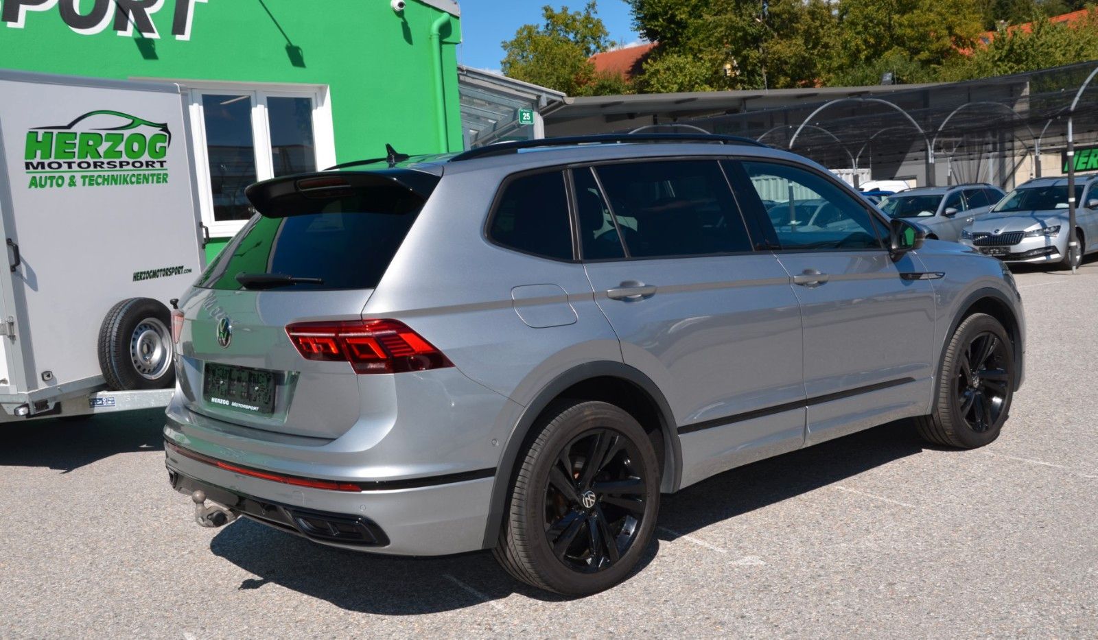 Volkswagen Tiguan 1,5 TSI Allspace DSG R-Line EXP:20.370.- imagem 3