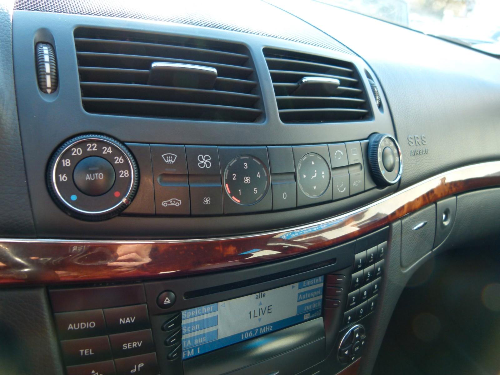 Mercedes-Benz E 220 T-Modell CDI*Navi*SHZ*PDC*Tempomat*