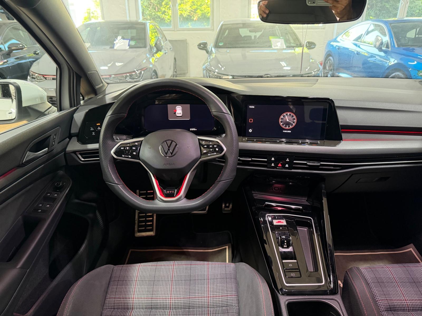 Volkswagen Golf VIII Lim. GTI 2.0 DSG/PANO/CAM/AHK/ACC/IQ, миниатюра 21