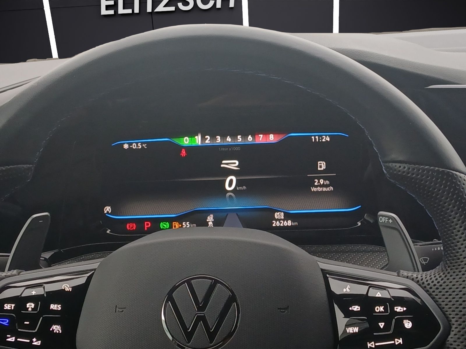 Fahrzeugabbildung Volkswagen Golf VIII Variant R DSG 4M LEDplus AHK Navi Harm