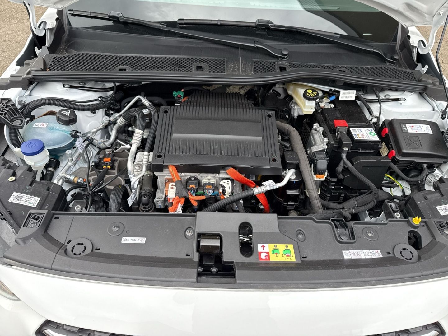 Fahrzeugabbildung Opel Corsa-e Corsa F e Edition LED Apple CarPlay Andr