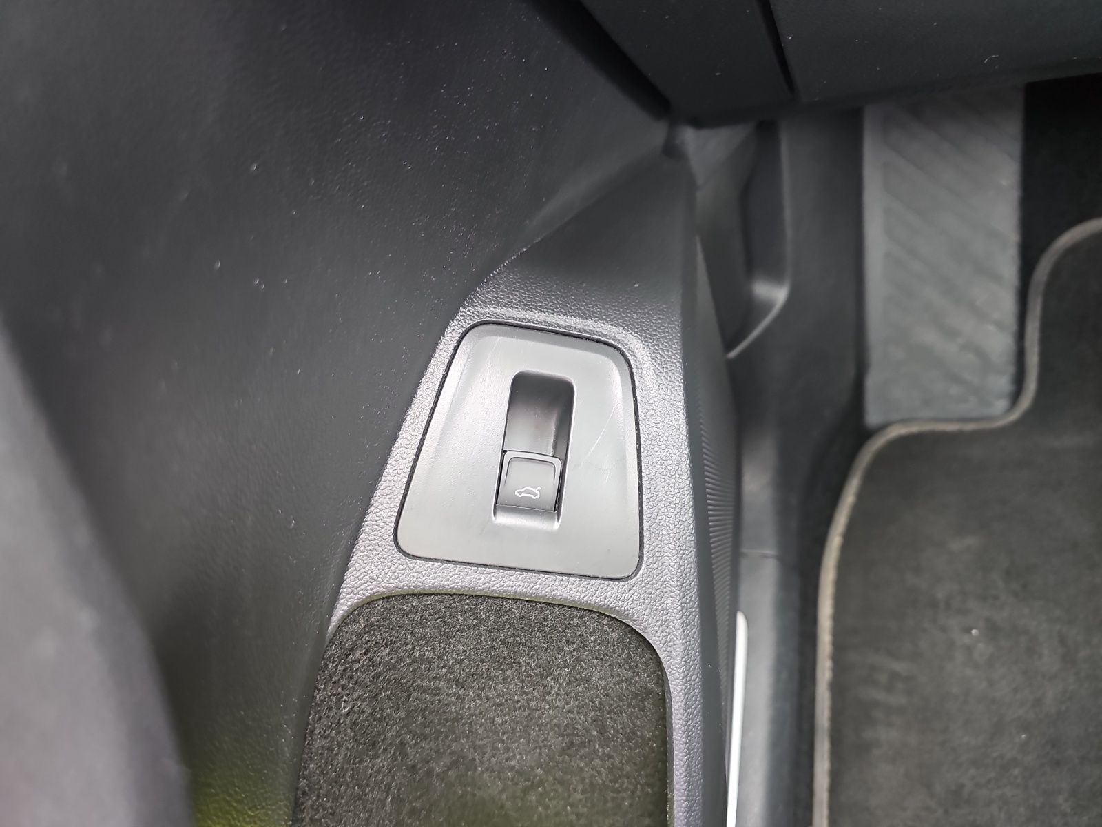 Fahrzeugabbildung Volkswagen Tiguan Allspace Highline 4M TDI DSG LED ACC AHK