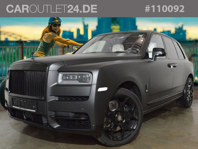 Rolls-Royce Cullinan Bespoke/Rear-Entertain/Pano/22Z/NightV