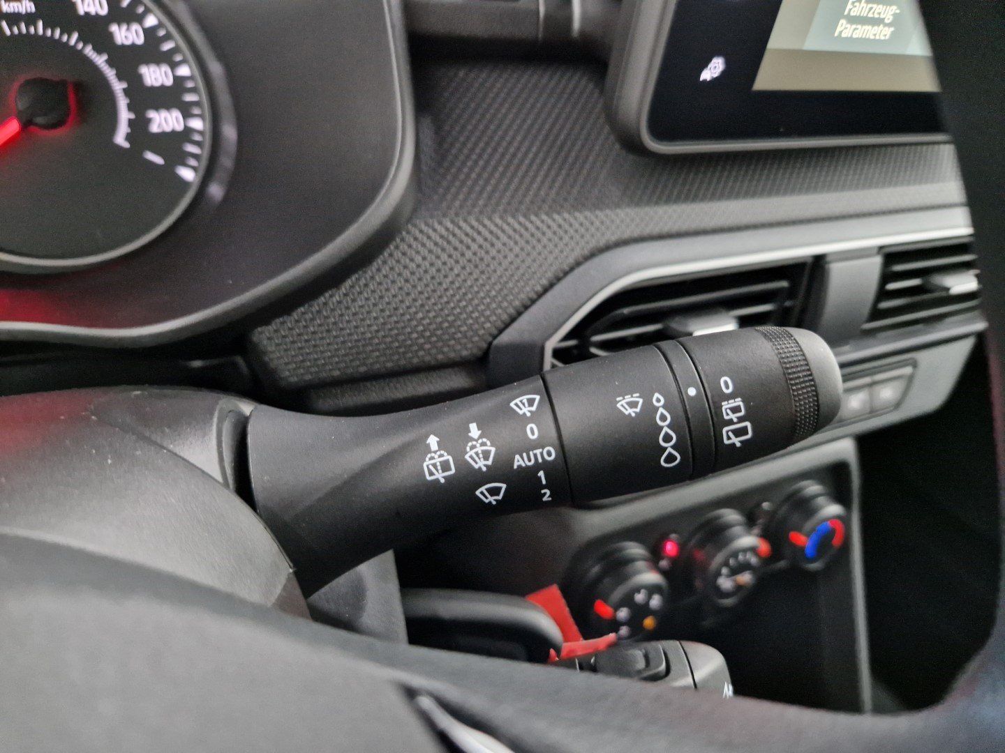 DACIA Sandero Essential Eco-G 100 Klimaanlage – Bild 27