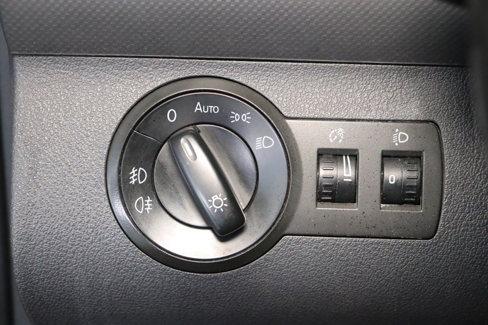 Fahrzeugabbildung Volkswagen Caddy 2.0TDI Roncalli * Navi * Sitzhzg. * PDC