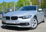 BMW 318 d Touring Advantage Navi PDC Autom. Klimaaut - silberne BMW 318