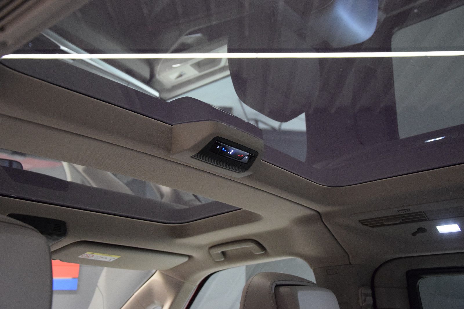 Fahrzeugabbildung Volkswagen T7 Multivan ACC DCC AHK HuD Pano Harman Kardon