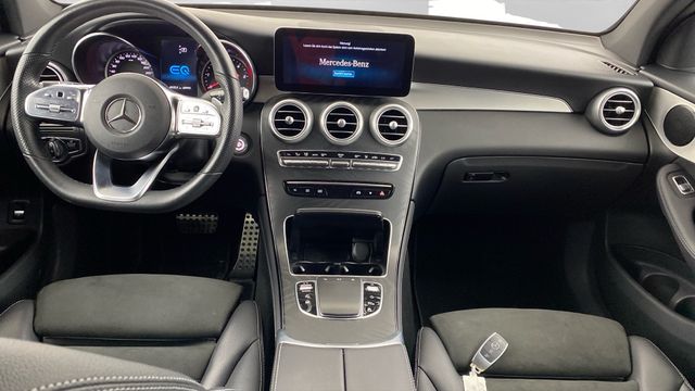 Fahrzeugabbildung Mercedes-Benz GLC 300 de 4M+AMG+LED+Distronic Plus+Kamera+AHK