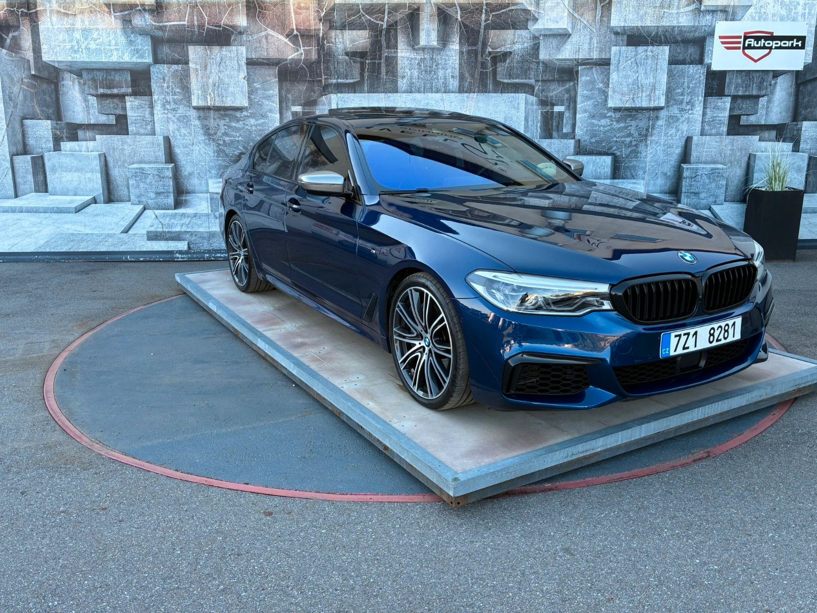 BMW M550 5 Limousine M550 i xDrive,B&amp;W, HEAD-UP