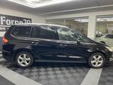 Ford Galaxy Automatik 7-SITZE KLIMA ISOFIX SITZHZG - schwarze Ford Galaxy