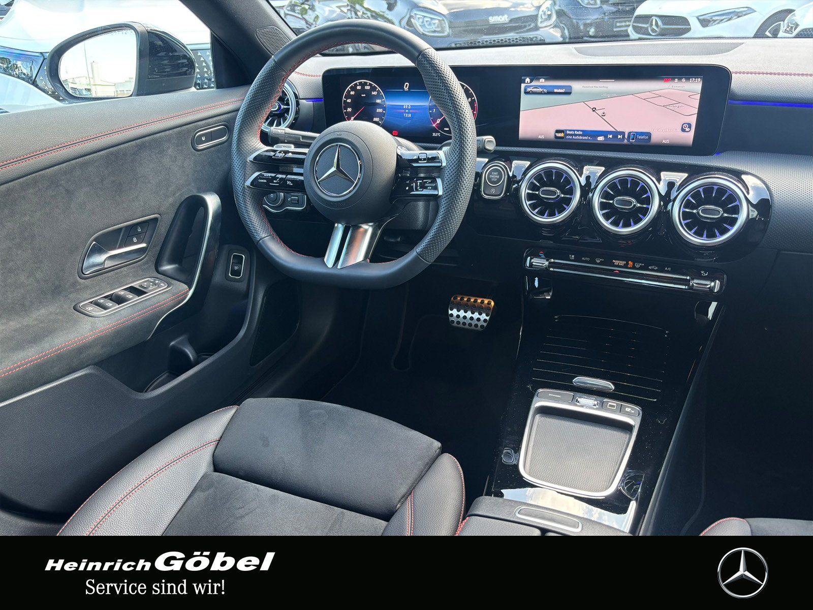 Fahrzeugabbildung Mercedes-Benz CLA 200 AMG*DISTRONIC*TOTWINKEL*ADV-SOUND*360°KA