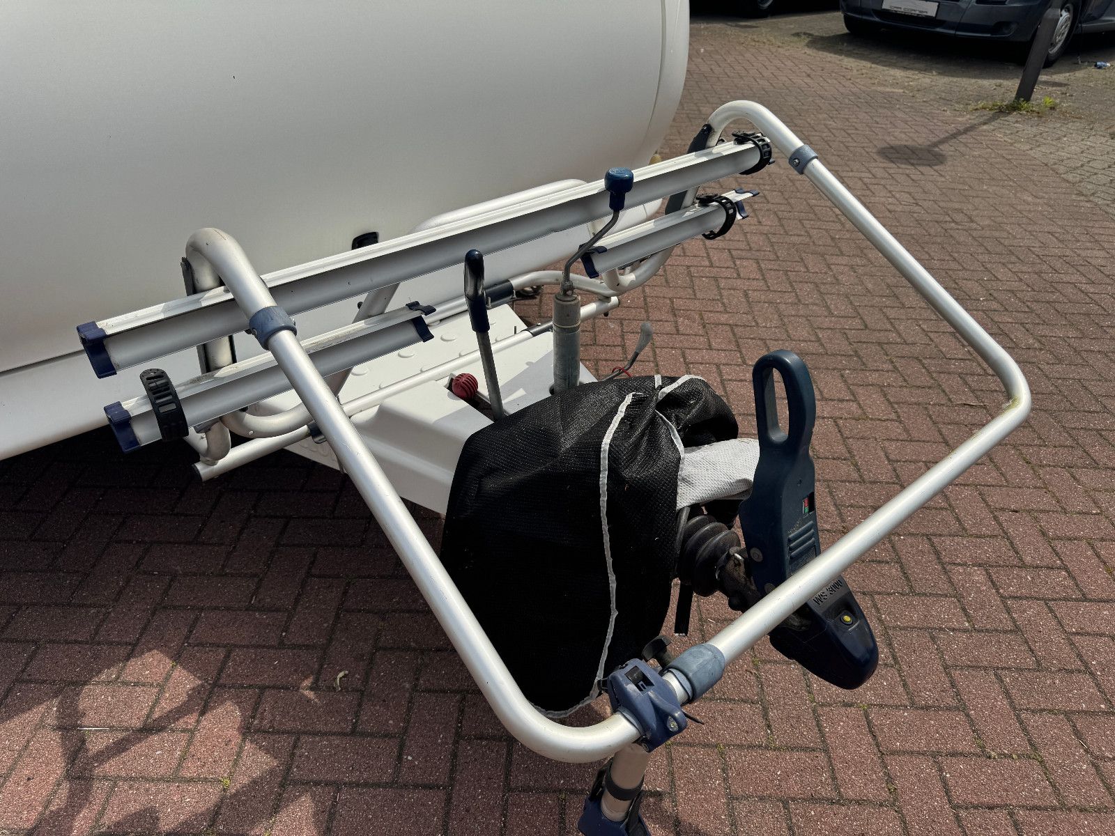 Fahrzeugabbildung Hobby 545 KMF DE LUXE SAT TV MOVER RUNDSITZGRUPPE