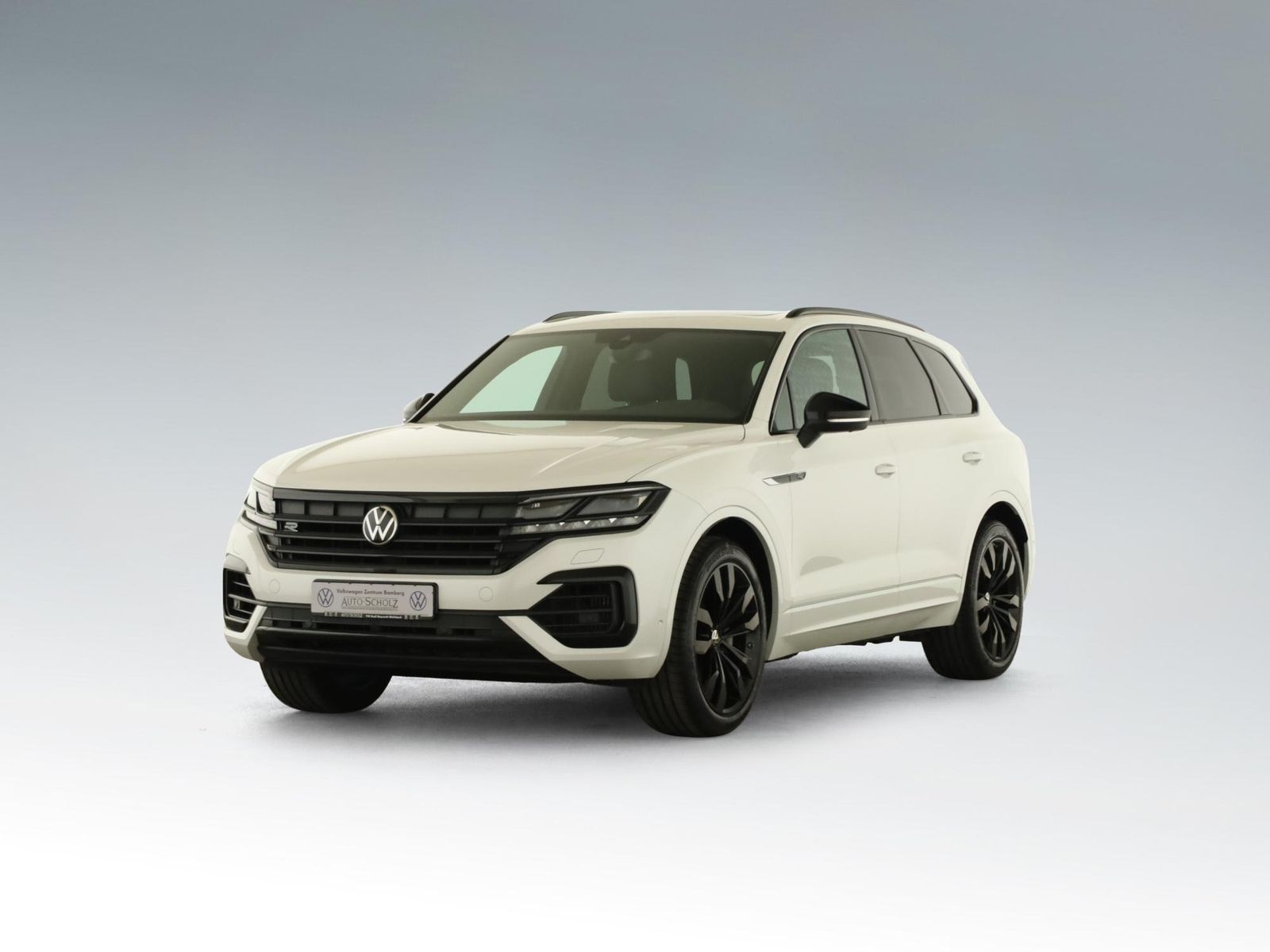 VW Touareg 3.0 V6 TSI R-LINE+4MOTION+AHK+PANO+RFK