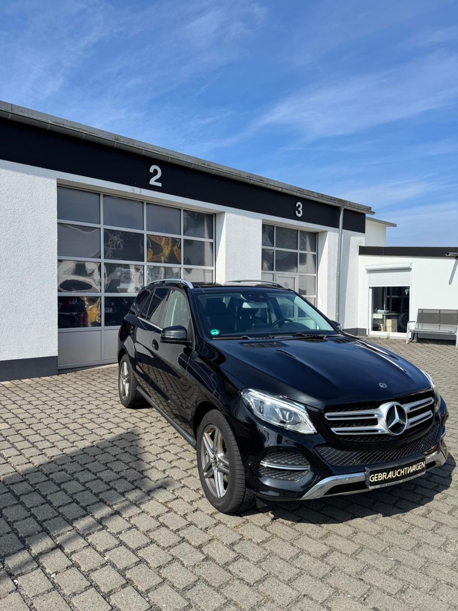 Mercedes-Benz GLE 350 d 4Matic AHK Leder Navi Pano 8Fach