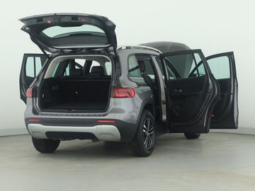 Mercedes GLB 180 - 9