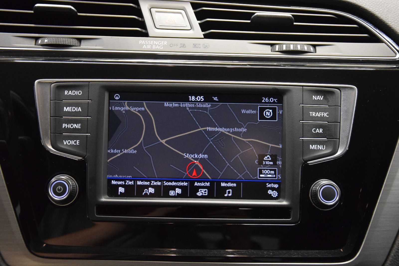 Fahrzeugabbildung Volkswagen Touran Comfortline 7-Sitzer Massage LED Kamera