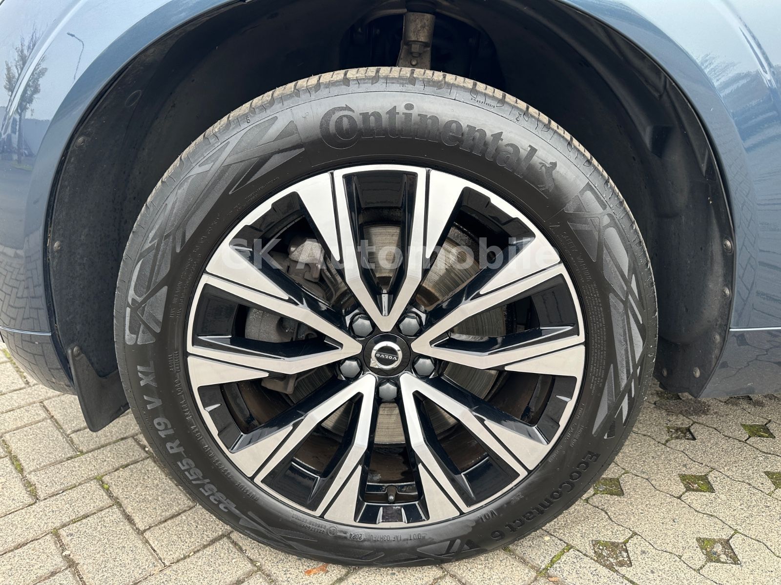 Fahrzeugabbildung Volvo XC60 B4 Plus Bright AWD/Navi/Leder/Pano/LED/Kam.