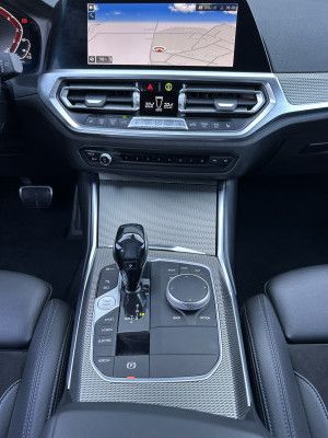 Fahrzeugabbildung BMW 330e Touring M-Sport NAV+LED+AHK+KAMERA+LIVECOCK