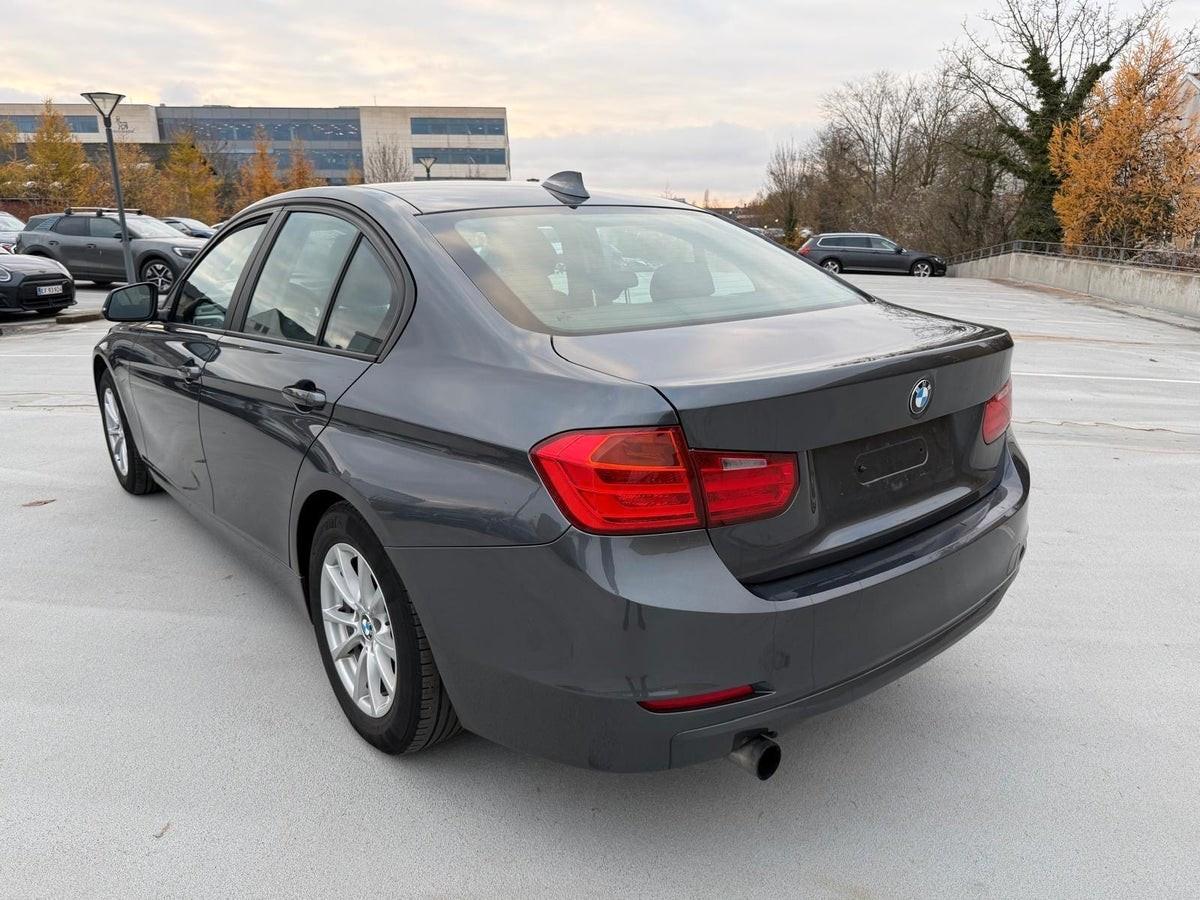 BMW 320i ***TOP CONDITION***Sedan***