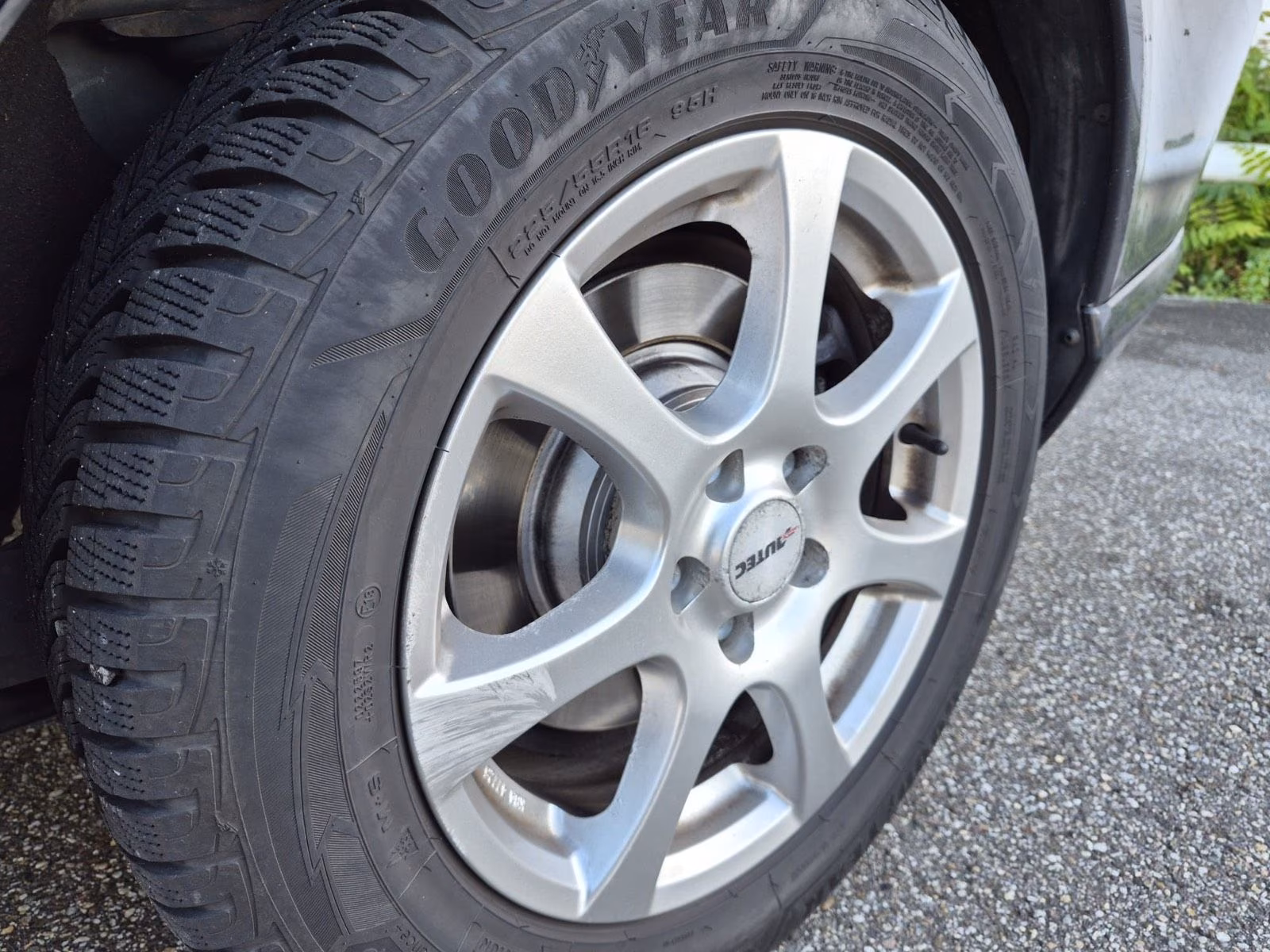 Volvo V70 2009 — photo 9