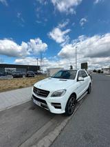 Mercedes-Benz Mercedes Ml350 euro 6 Bluetec AMG edition - Mercedes-Benz ML 350 in Mainz