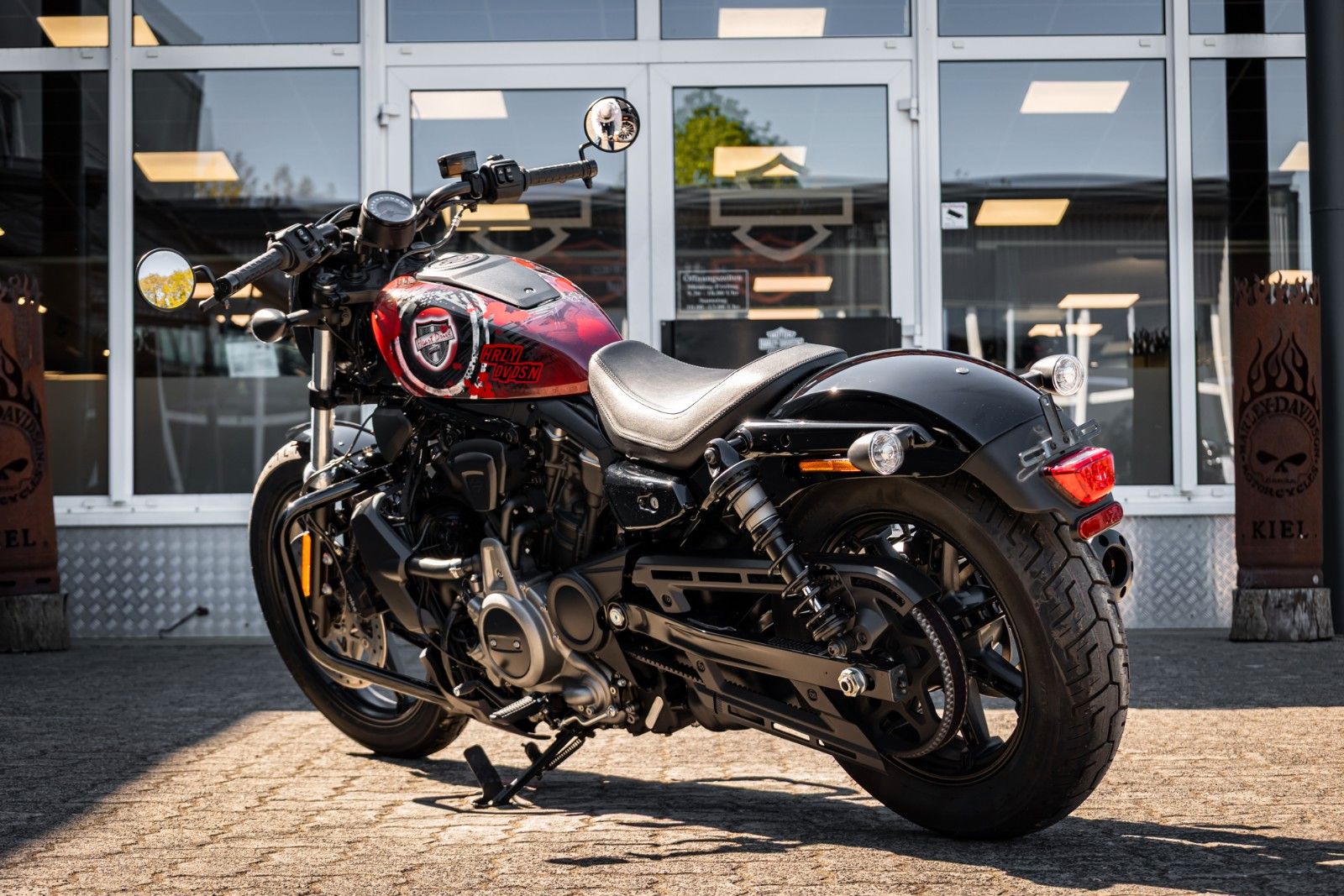 Fahrzeugabbildung Harley-Davidson Nightster RH975 - Jekill & Hyde -