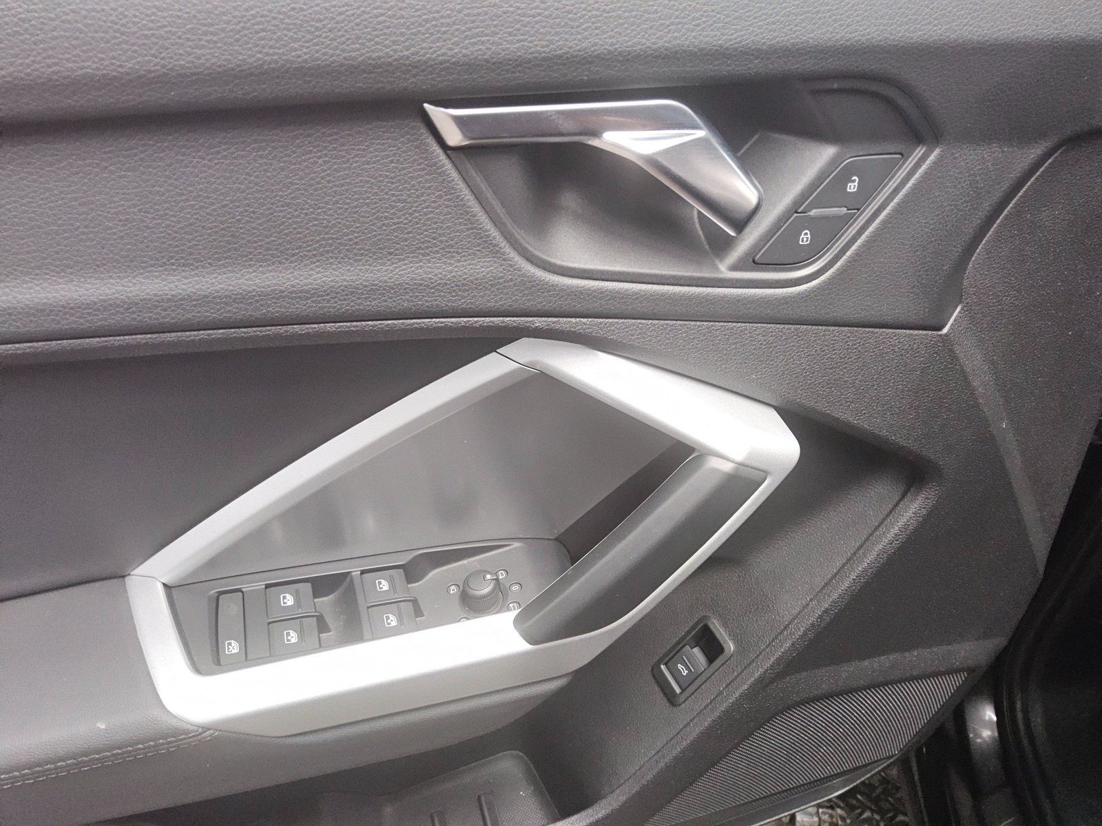 Audi Q3 Sportback 35 TDI Leder Navi LED vc foto 10