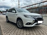 Mitsubishi Outlander Hybrid - Mitsubishi Outlander in Aachen
