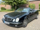 Mercedes-Benz Mercedes Benz CLK 230 Kompressor *Sport* *... - Mercedes-Benz CLK 230 in Hannover