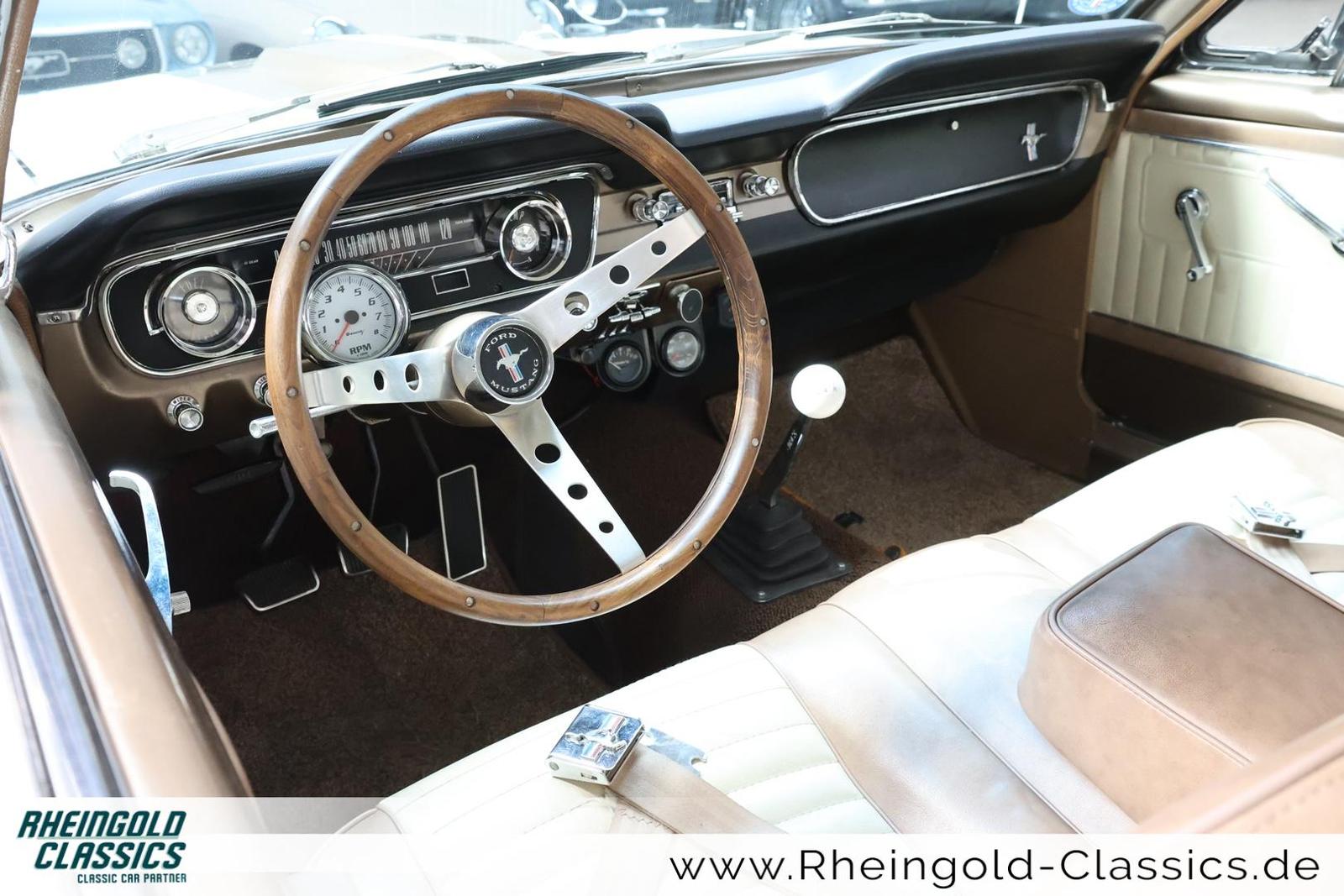 Ford Mustang V8 Coupé 5 Gang Tremec Schaltgetriebe