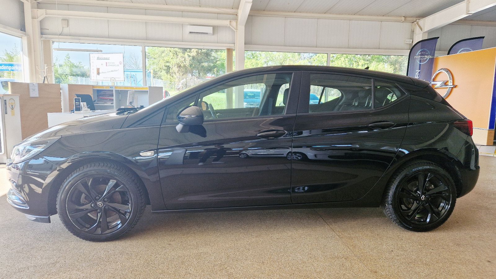Fahrzeugabbildung Opel Astra 1.4 Turbo Active 92kW