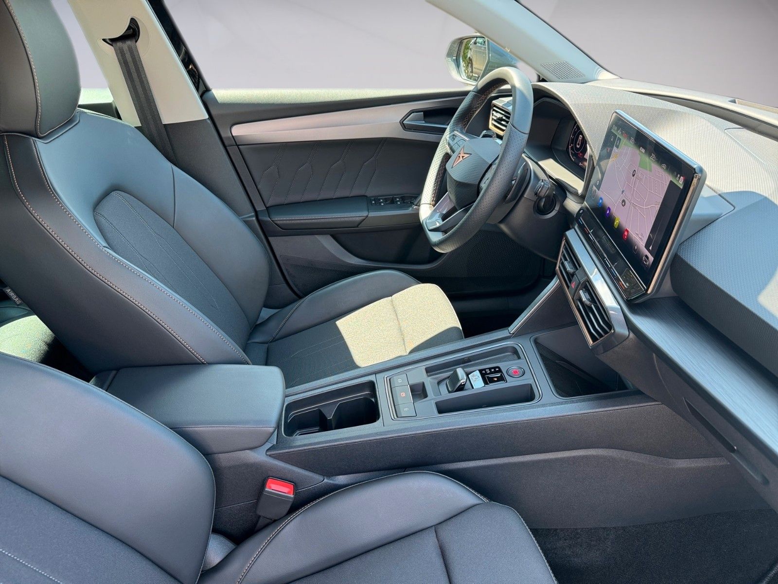 Fahrzeugabbildung CUPRA Leon 1.5 eTSI
