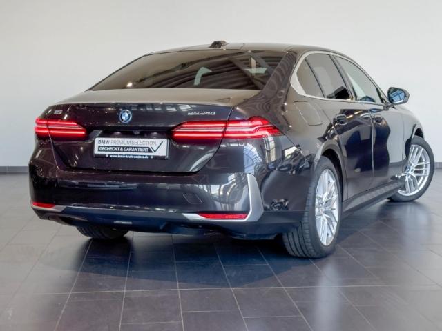 BMW i5 eDrive40 H&K+Memory+LED+Pano+SHZ SOH 100%